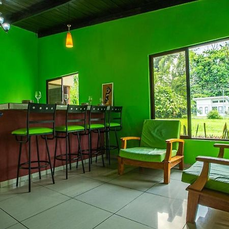Green Leaf House La Fortuna Bagian luar foto