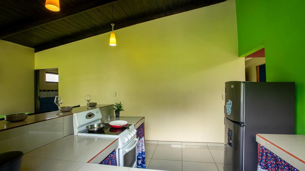 Green Leaf House La Fortuna Bagian luar foto