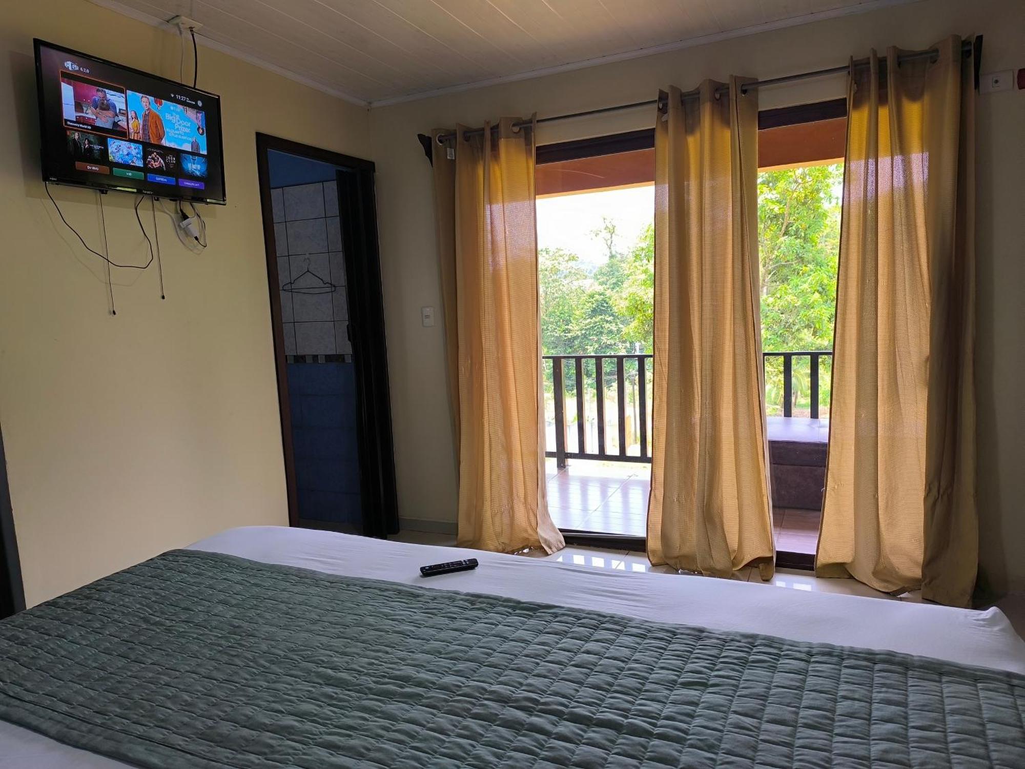 Green Leaf House La Fortuna Bagian luar foto